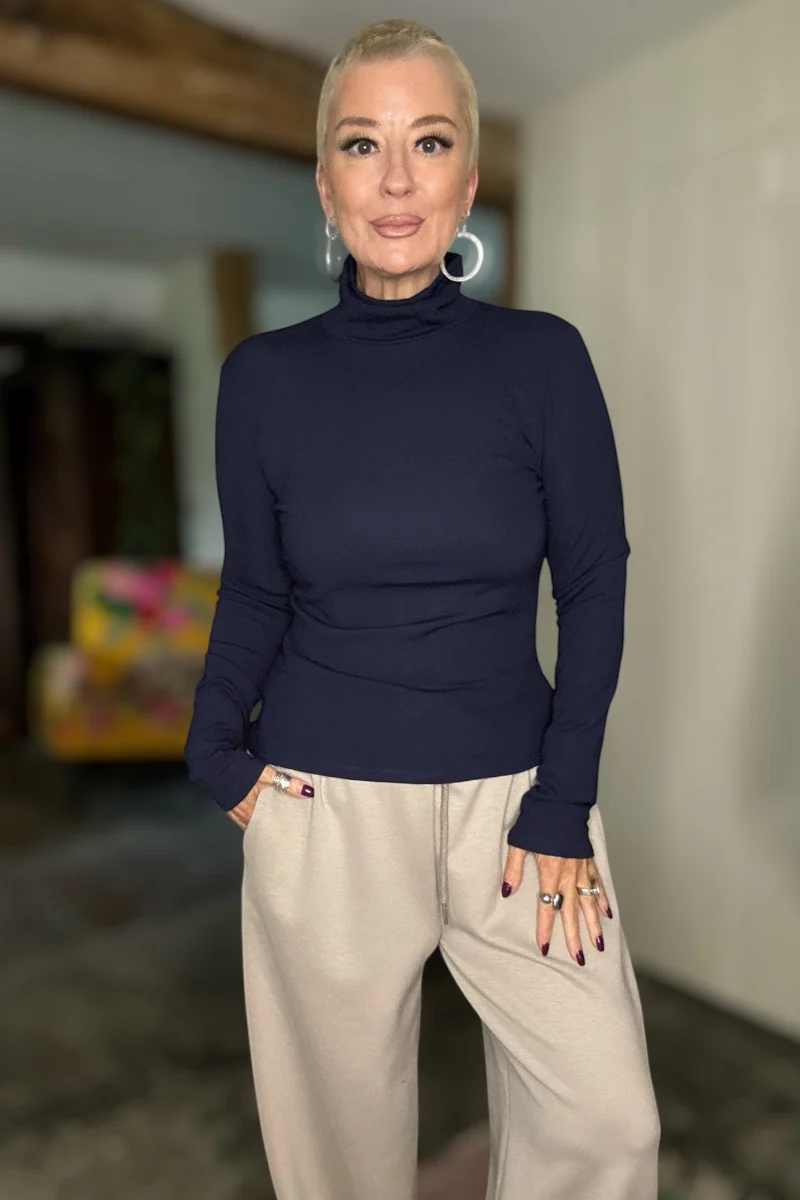 Classic Fitted Polo Neck - Image 2