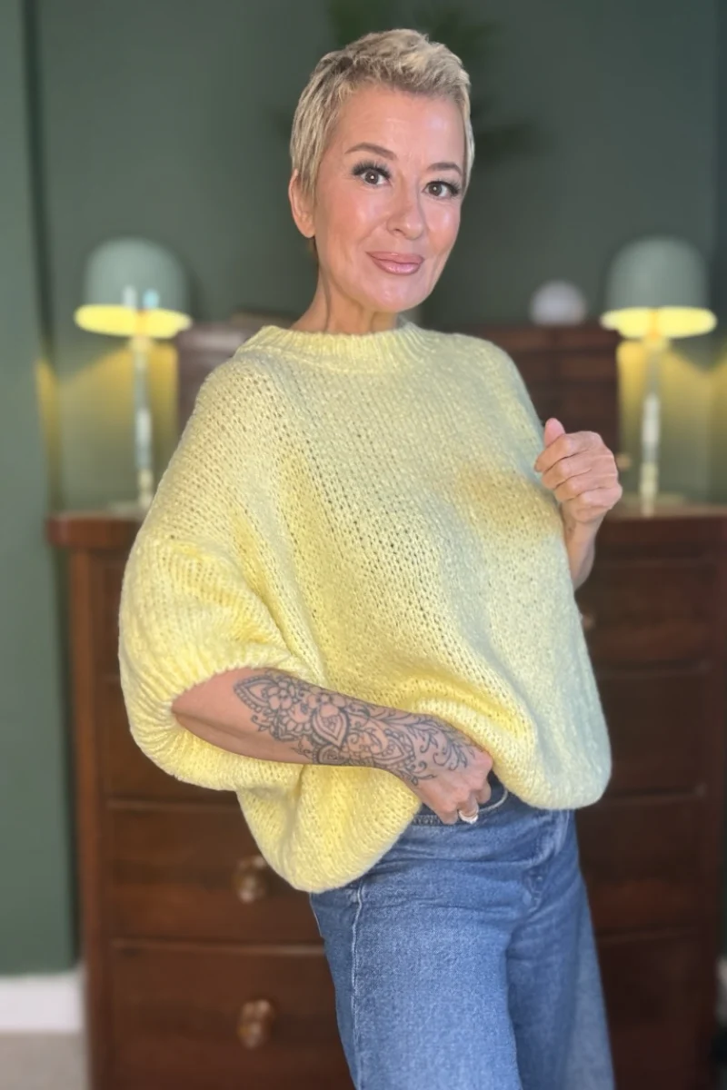 Short Sleeve Knit - Image 3